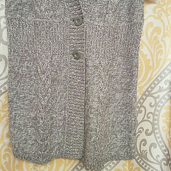 Heathered Grey and white Sweater - Picture 4 of 5